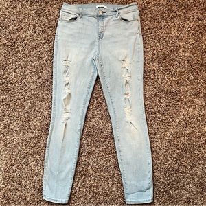 PacSun Light Distressed Perfect Fit Jeggings